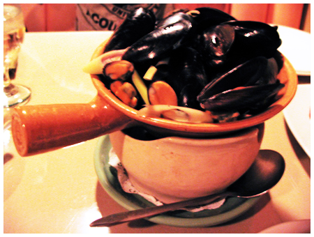 Amarin Thai hot pot of mussels